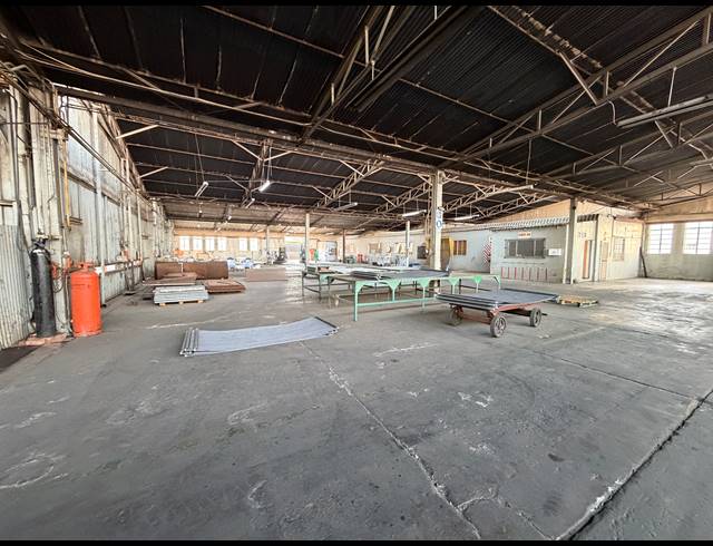 1,020M² FACTORY TO LET IN ALRODE